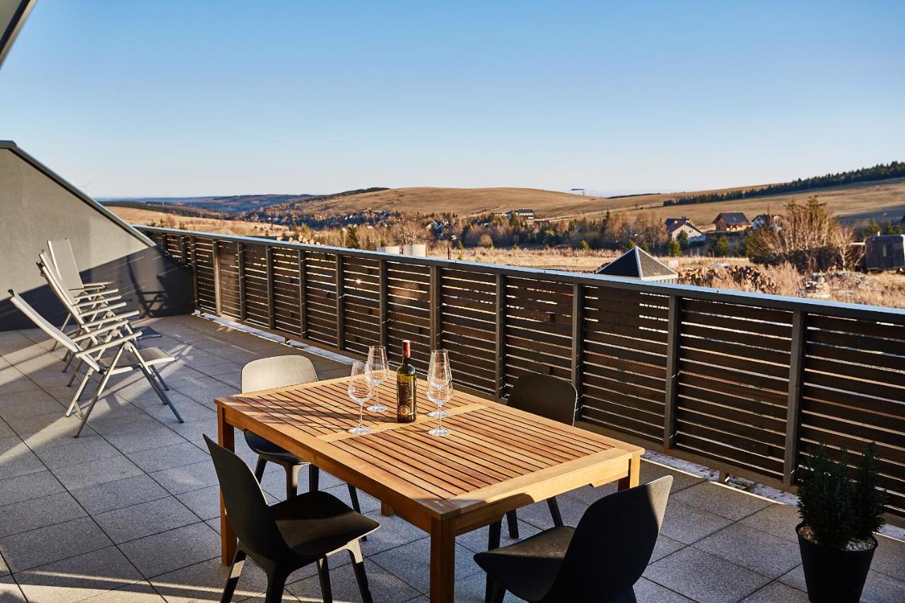Mountain Apartments Klinovec Hexagon Loučná pod Klínovcem Εξωτερικό φωτογραφία
