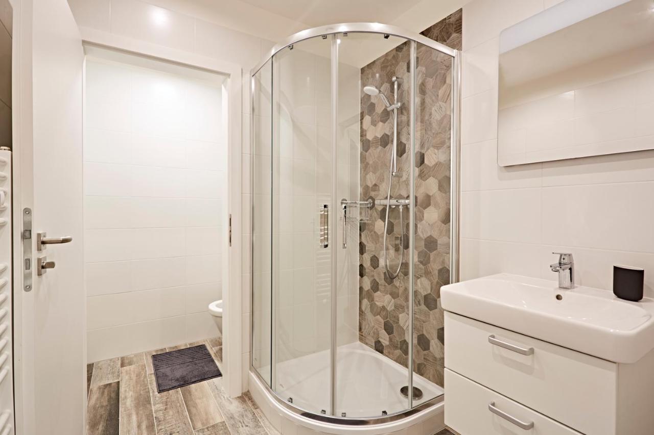 Mountain Apartments Klinovec Hexagon Loučná pod Klínovcem Εξωτερικό φωτογραφία